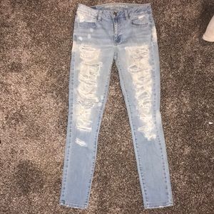 American Eagle Light Wash Ripped Jeans
